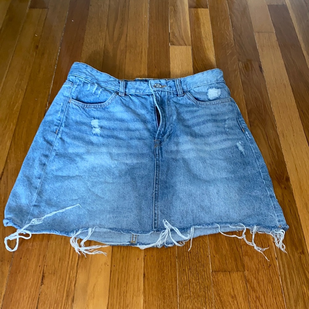 Vintage Wmns size 6 Jean skirt